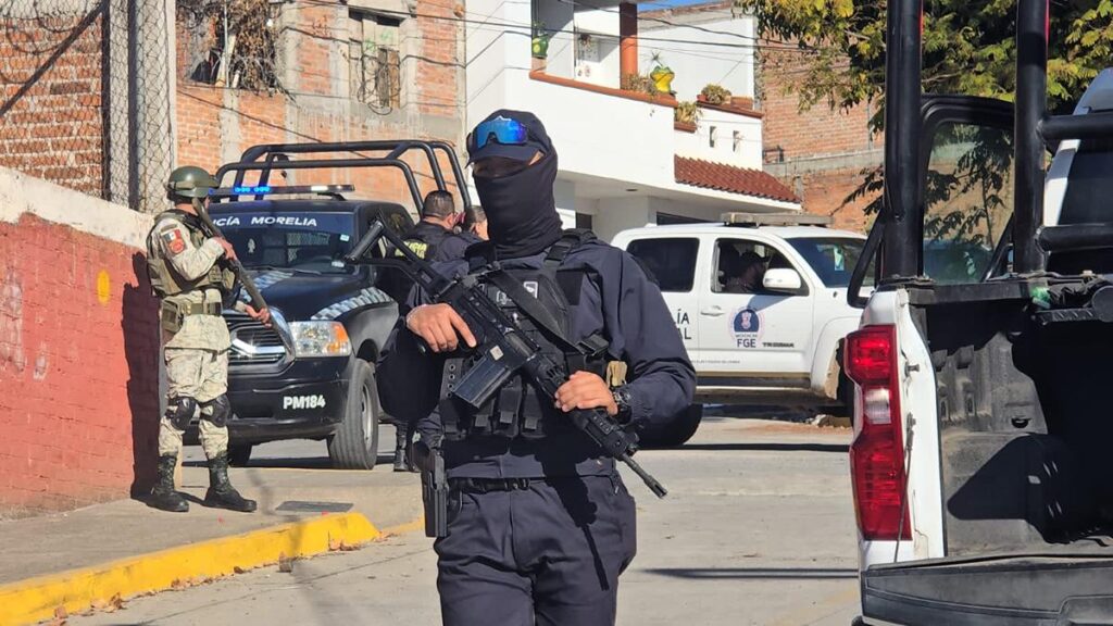 Hallan a 2 hombres estrangulados en la colonia Loma Bonita