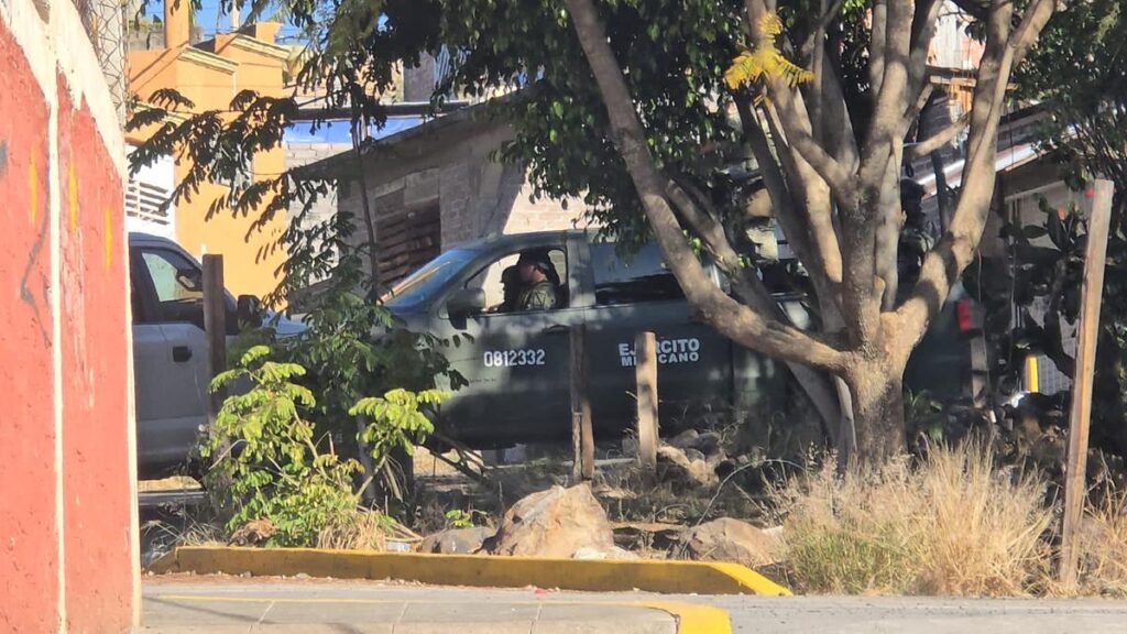 Hallan a 2 hombres estrangulados en la colonia Loma Bonita en Morelia