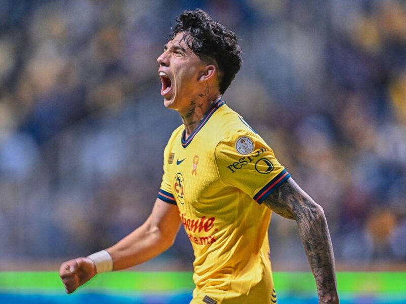 Las Águilas del América vuelan en el Cuauhtémoc vecen a Rayados