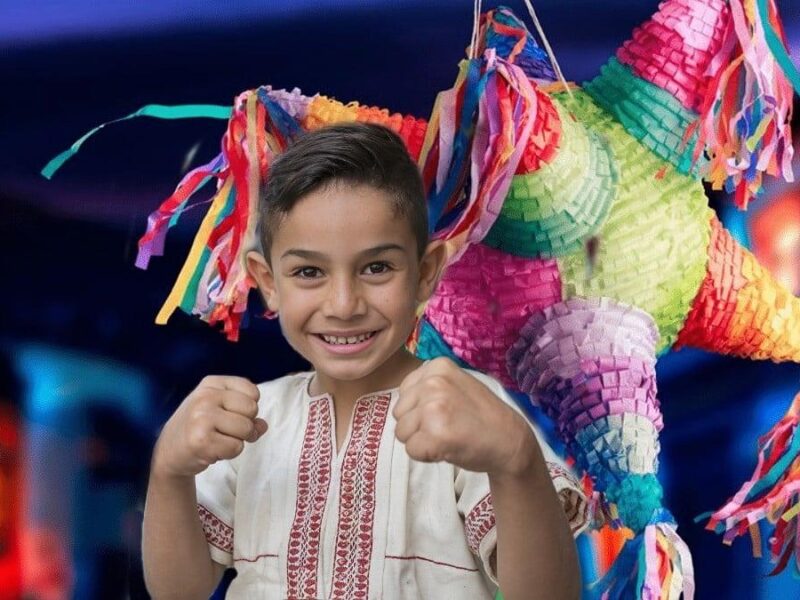 Las piñatas en Yucatán se rompen a puño limpio, no se usa palo