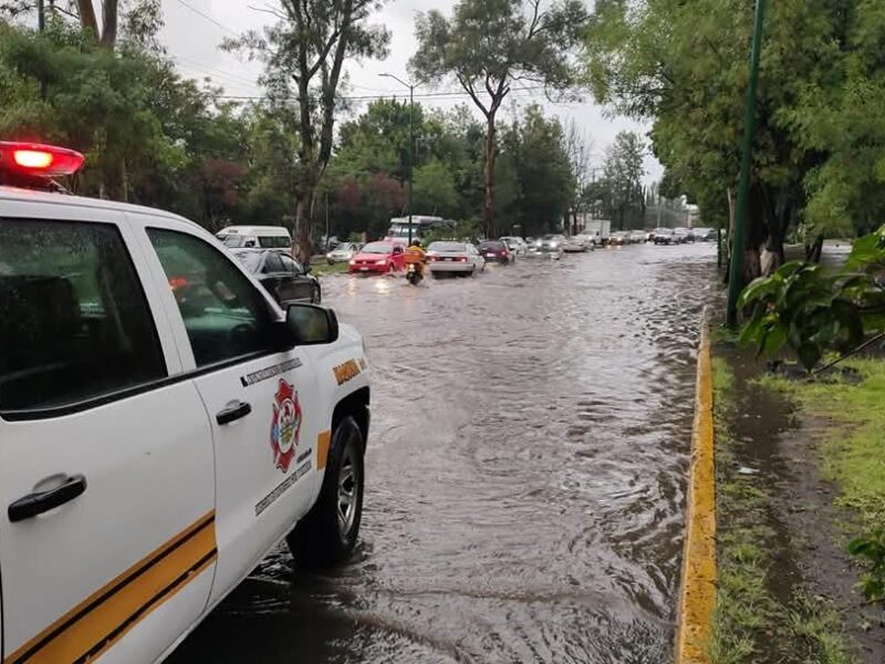 Lluvia y granizo sorprenden a Morelia en pleno invierno; PC evalúa afectaciones