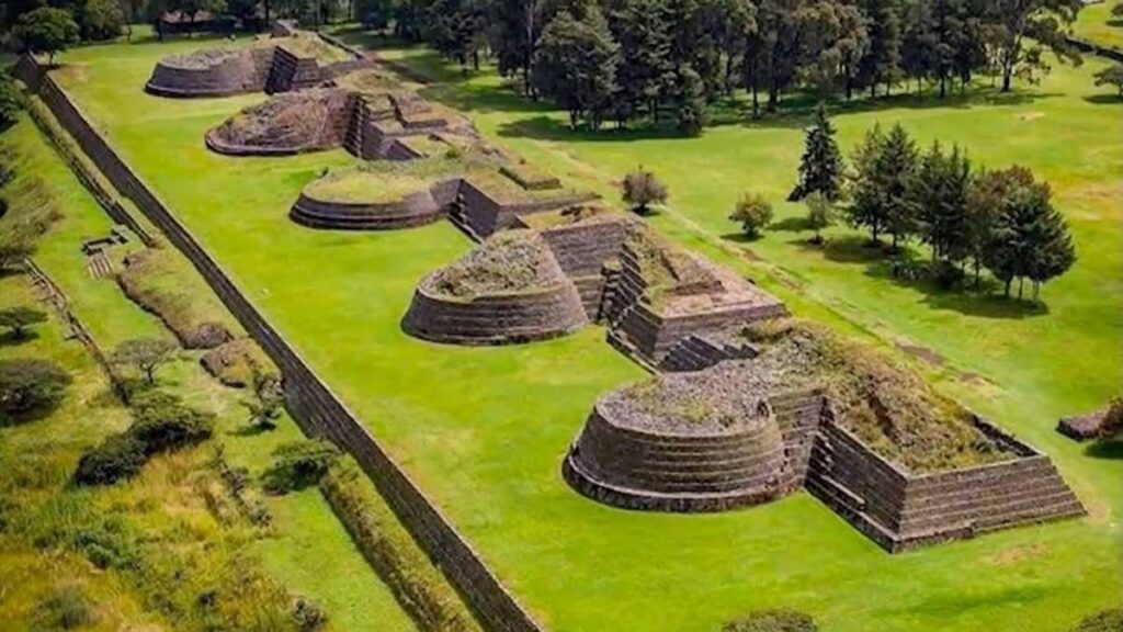 magia de Tzintzuntzan te espera esta Navidad