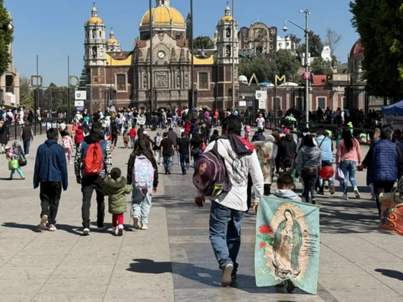 Más de 11 millones de peregrinos asisten a la Basílica de Guadalupe para cantarle las mañanitas a la Virgen