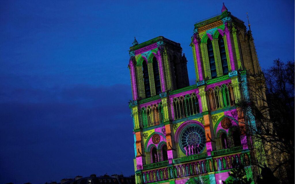 Notre-Dame renace de sus cenizas-restauración