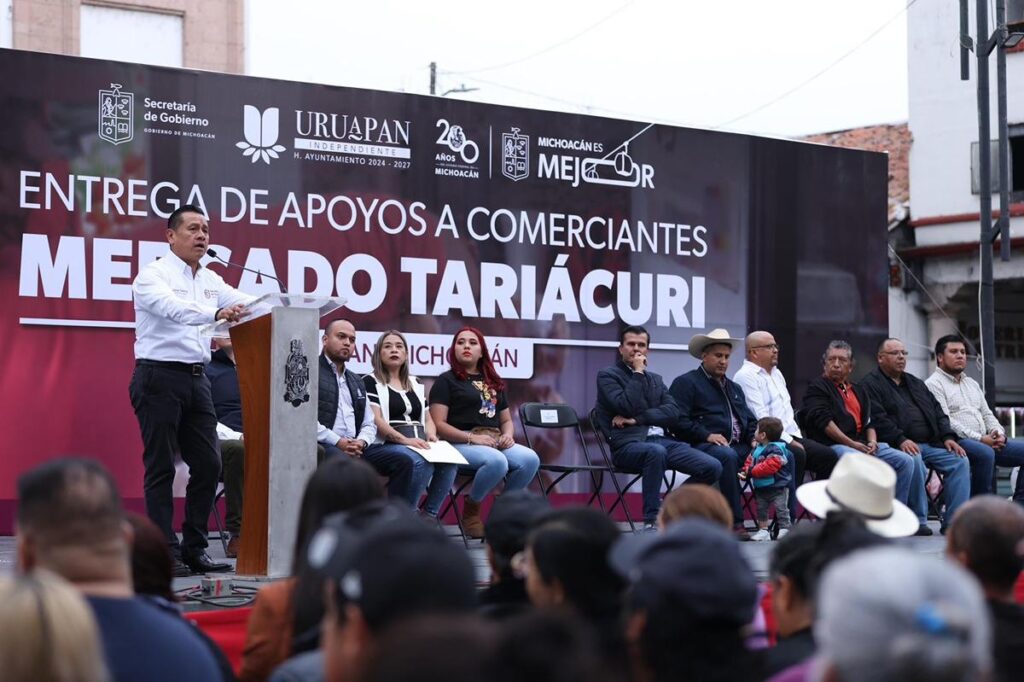 Otorgan apoyo a locatarios del Mercado de Taricuri, Michoacán