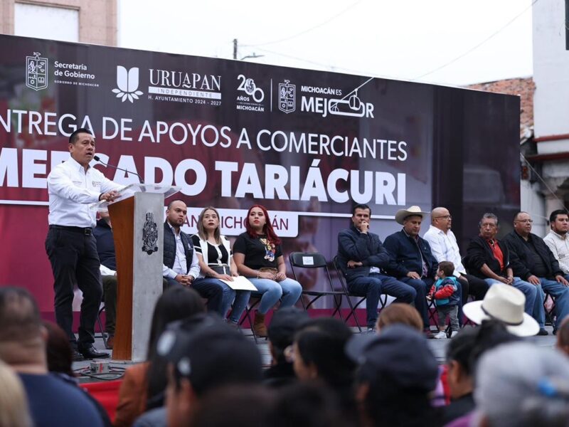 Otorgan apoyo a locatarios del Mercado de Taricuri, Michoacán