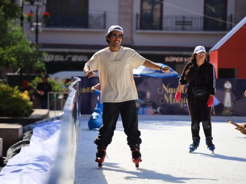 Pista de Hielo de Morelia sigue abierta para que disfruten grandes y pequeños-1