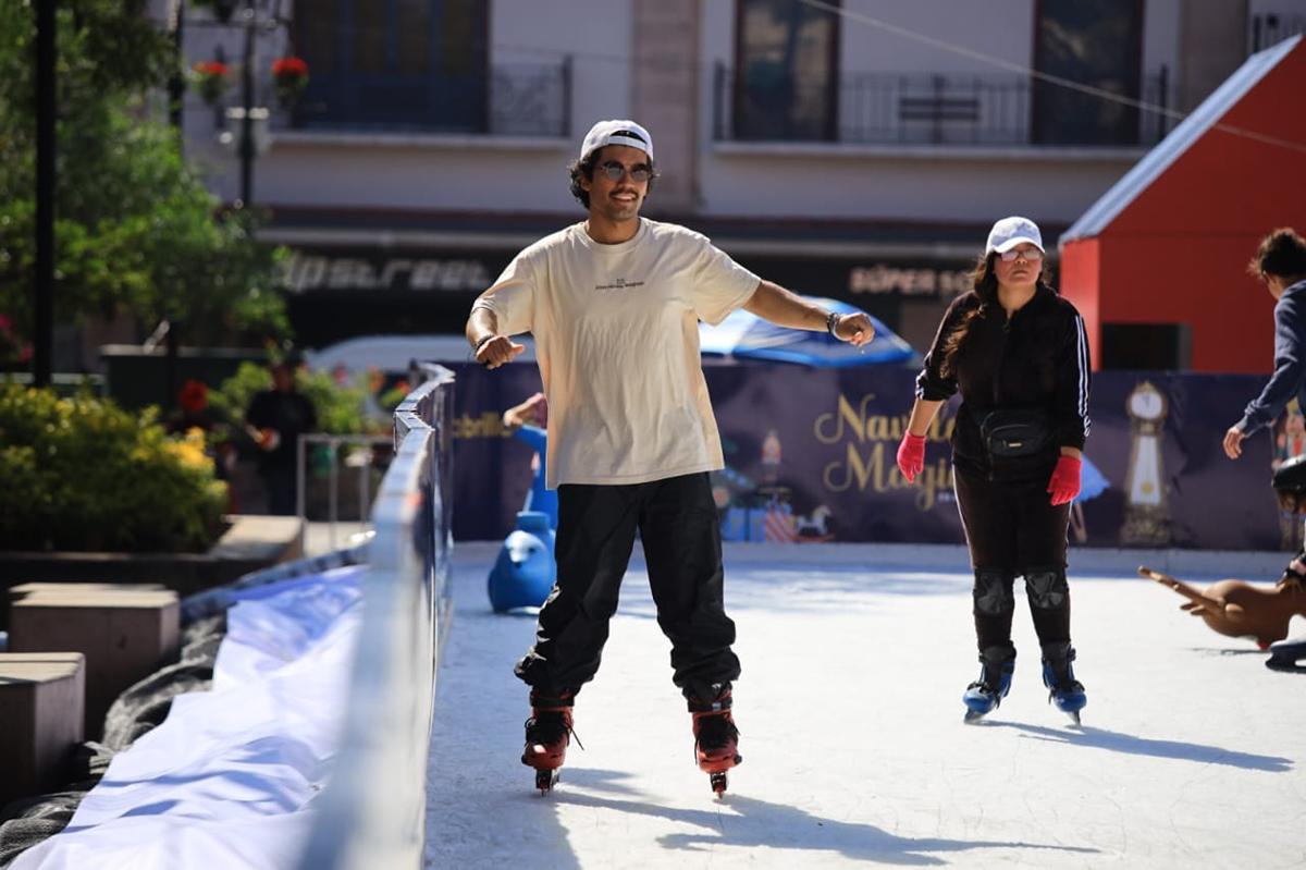 Pista de Hielo de Morelia sigue abierta para que disfruten grandes y pequeños-1