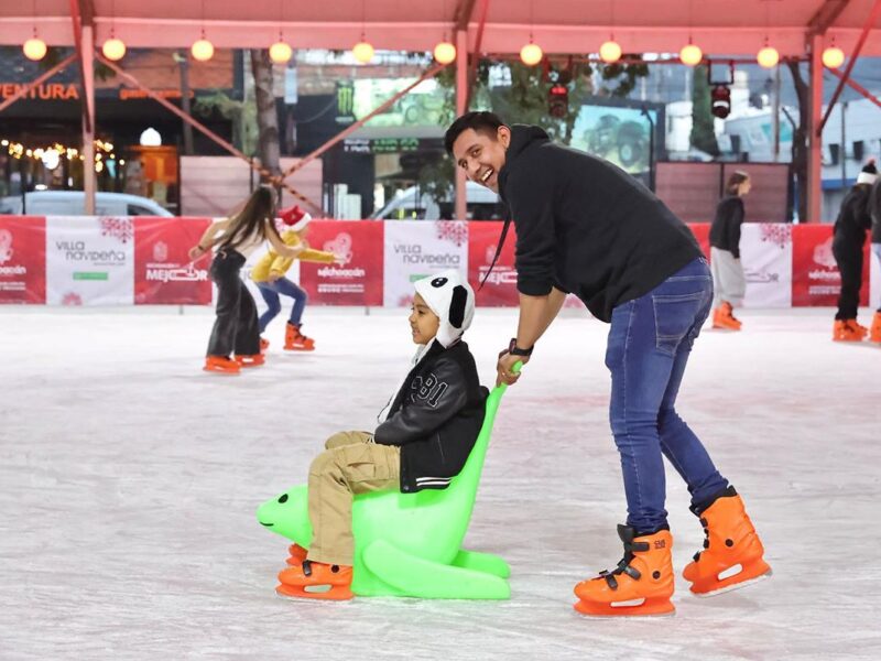 Pista de hielo Morelia Villa Navideña