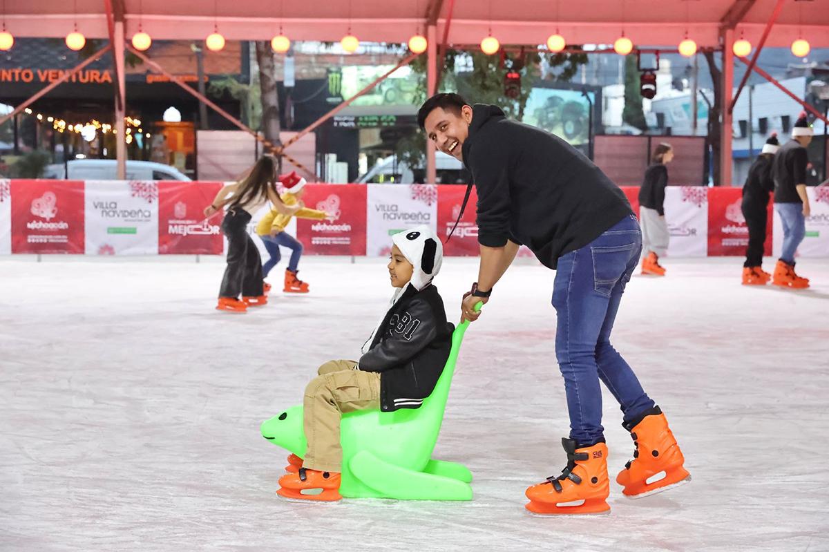 Pista de hielo Morelia Villa Navideña