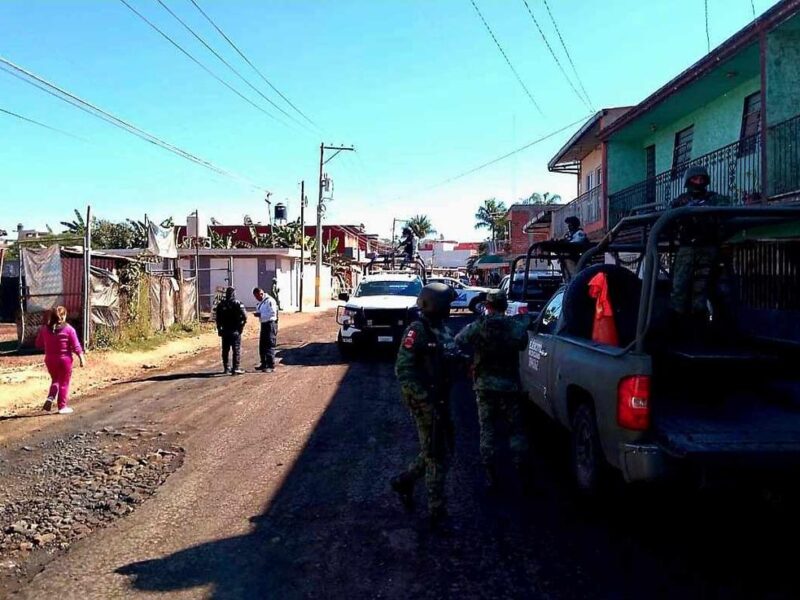 Policía Municipal es baleado al salir de turno, en Uruapan