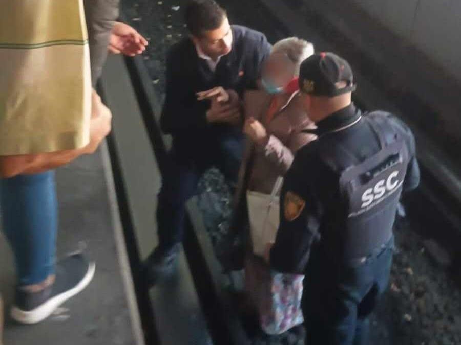 rescate en Línea 3 CDMX adulta mayor