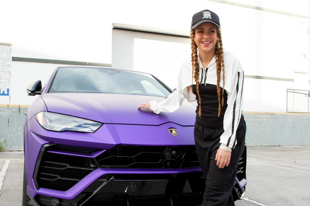 Shakira anuncia al ganador de su Lamborghini