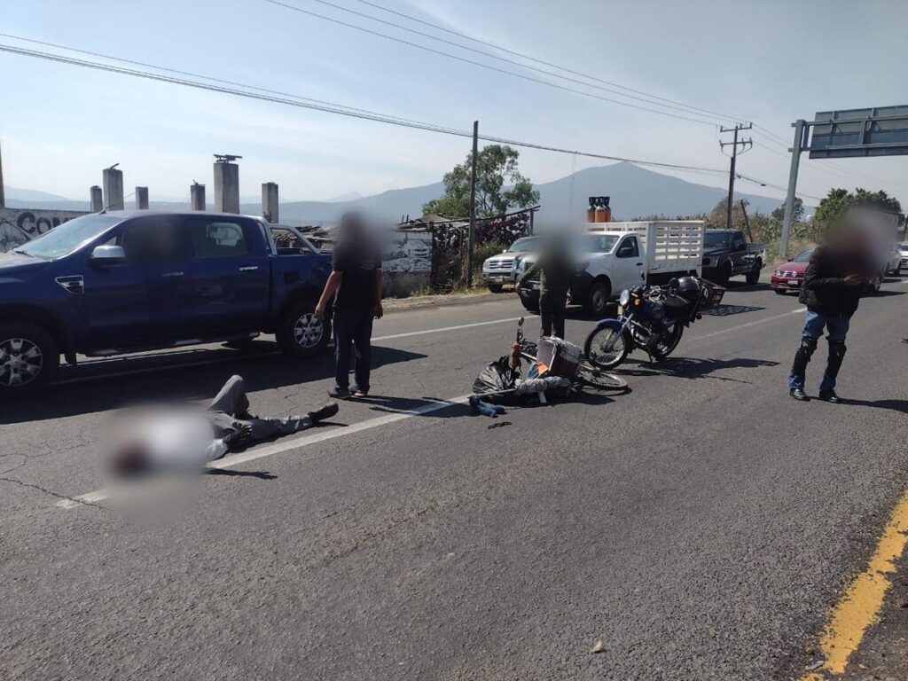 3 heridos tras choque entre ciclista y motociclista al poniente de Morelia