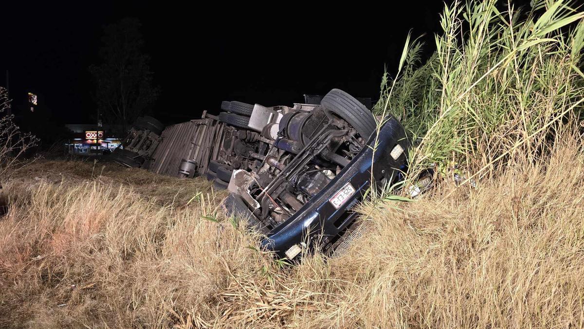 accidente de tráiler con aguacate