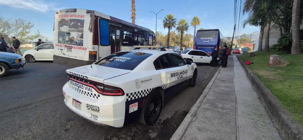 accidente en el Libramiento Independencia de Morelia; no hay víctimas