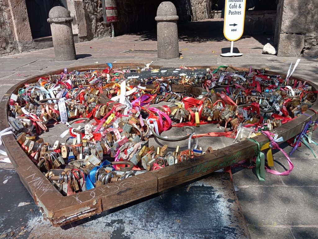 Analizan que corazón del romance en Morelia no represente un peligro