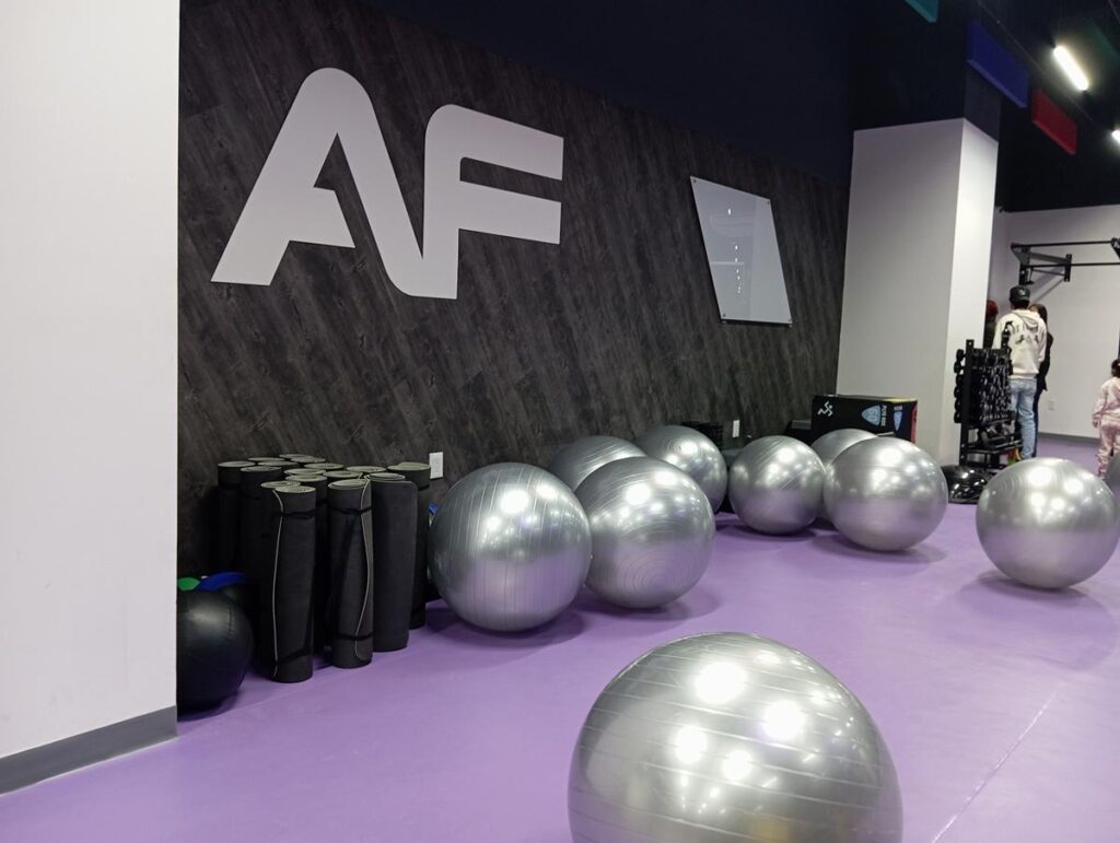 Anytime Fitness Altozano 24 horas 8