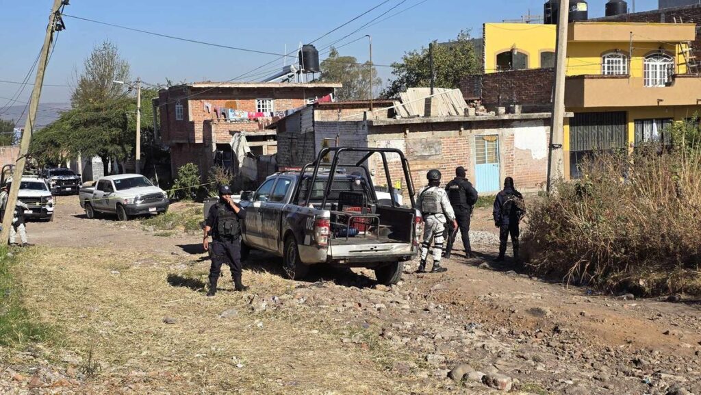 asesinato joven mujer vía pública Jacona