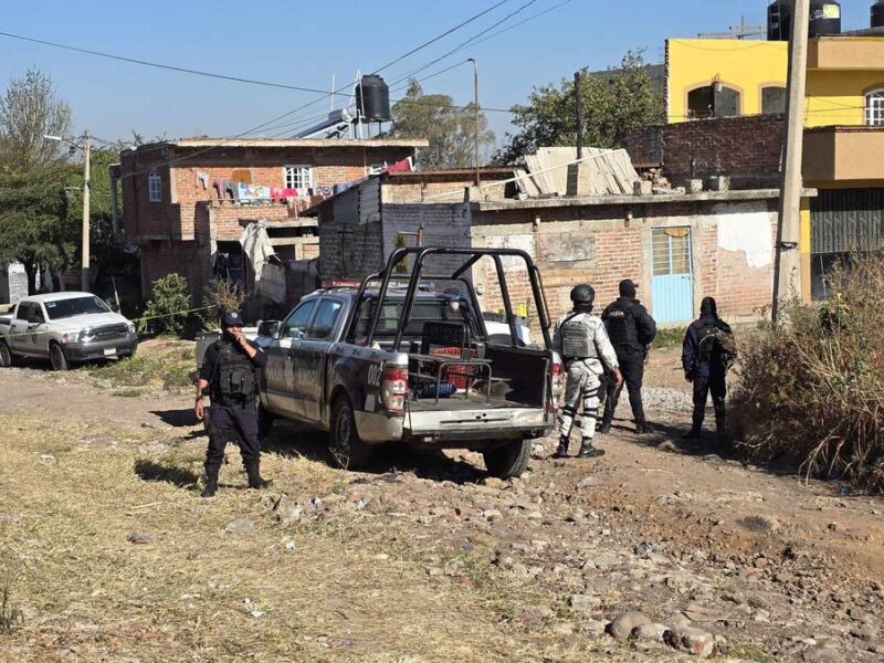 asesinato joven mujer vía pública Jacona