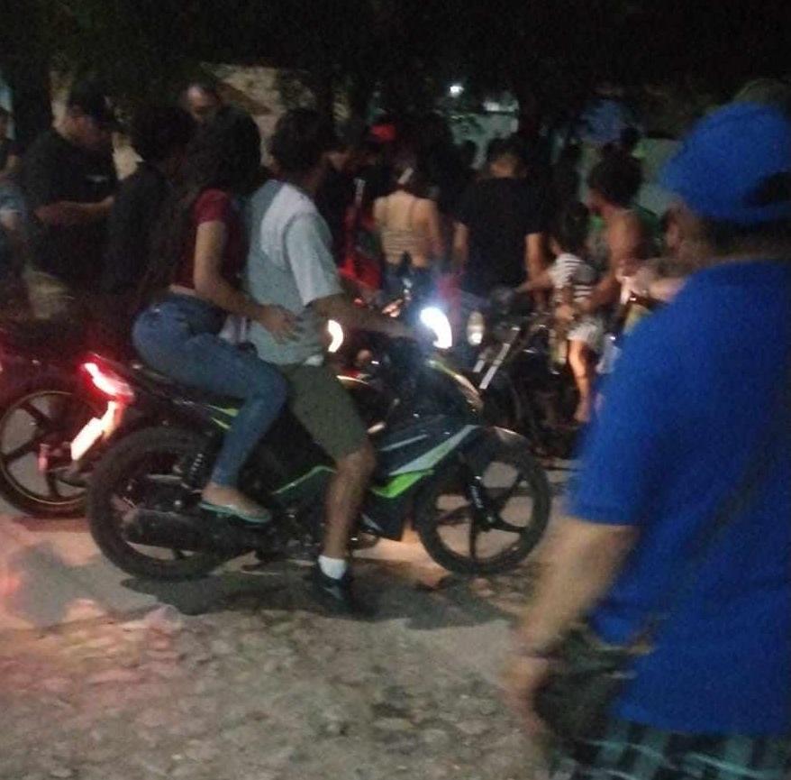 Choque entre motocicletas deja 2 heridos en Apatzingán