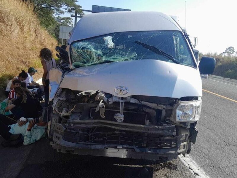 choque por alcance autopista Siglo XXI