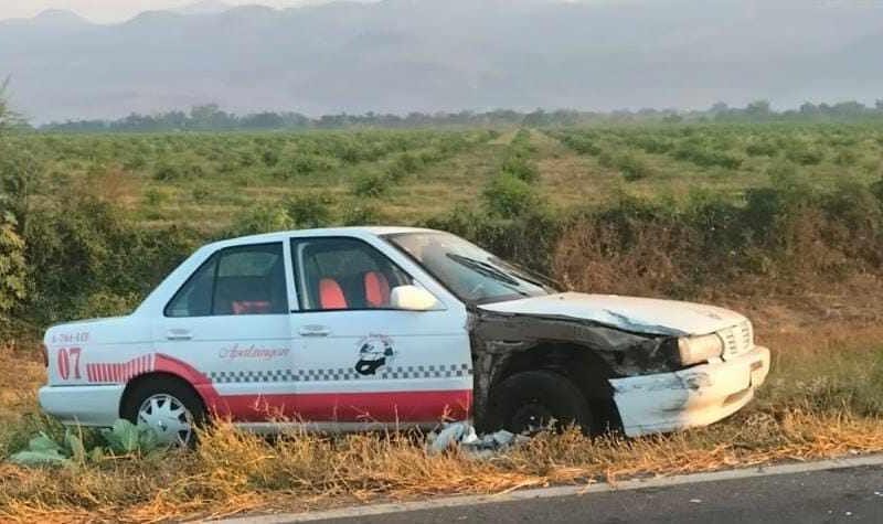 choquetaxis carretera Apatzingán – Aguililla