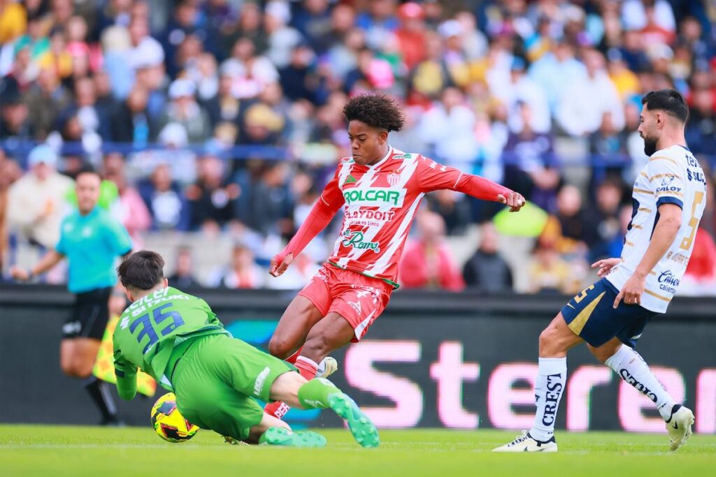 ¡Con el pie derecho! Pumas inicia el Clausura 2025 y vence a Necaxa-1