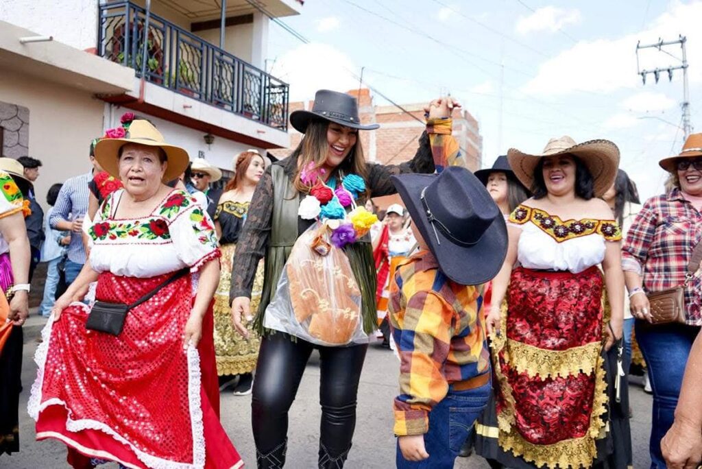 cultura y tradiciones en Zacapu Mónica Valdez 1