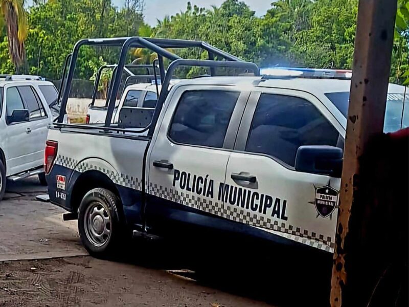 De 28 balazos hombre es asesinado frente a su casa, en Buenavista Tomatlán