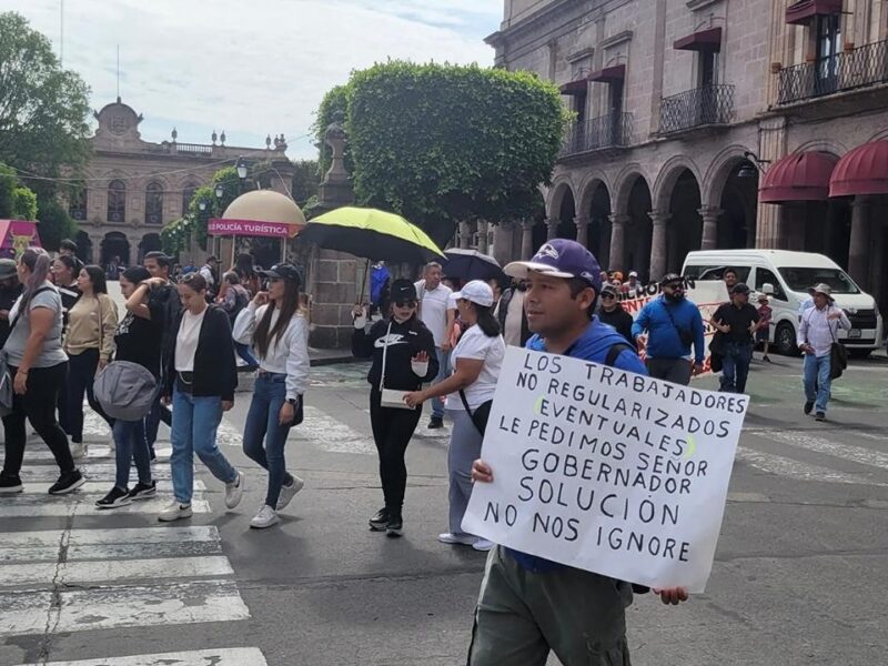 discriminación a eventuales en Michoacán, denuncia magisterio de la CNTE