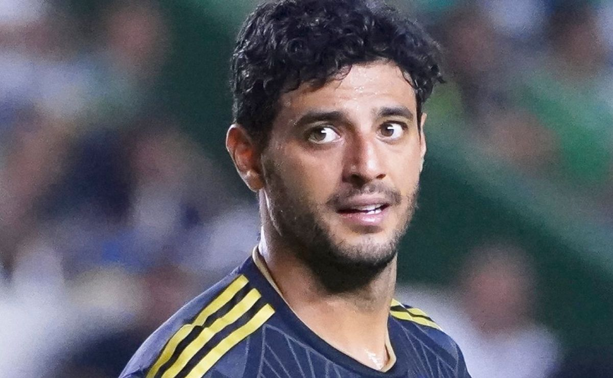 El futbolista mexicano, Carlos Vela, pierde su casa en Malibú a causa de los incendios