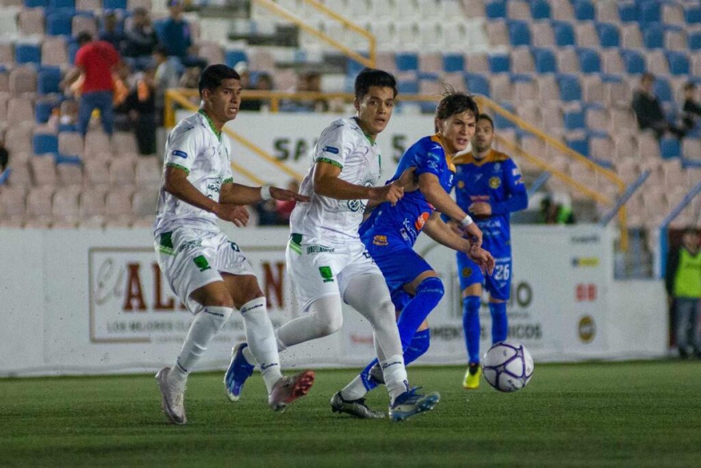 Empate entre Aguacateros 2-2 con Gavilanes, de visitante-3