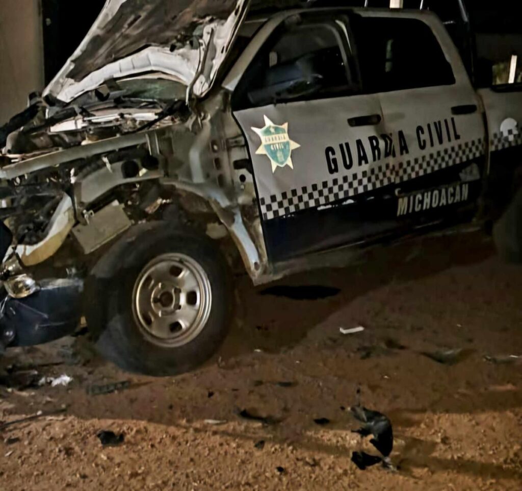 en Tangamandapio Patrulla de la Guardia Civil es atacada con explosivos