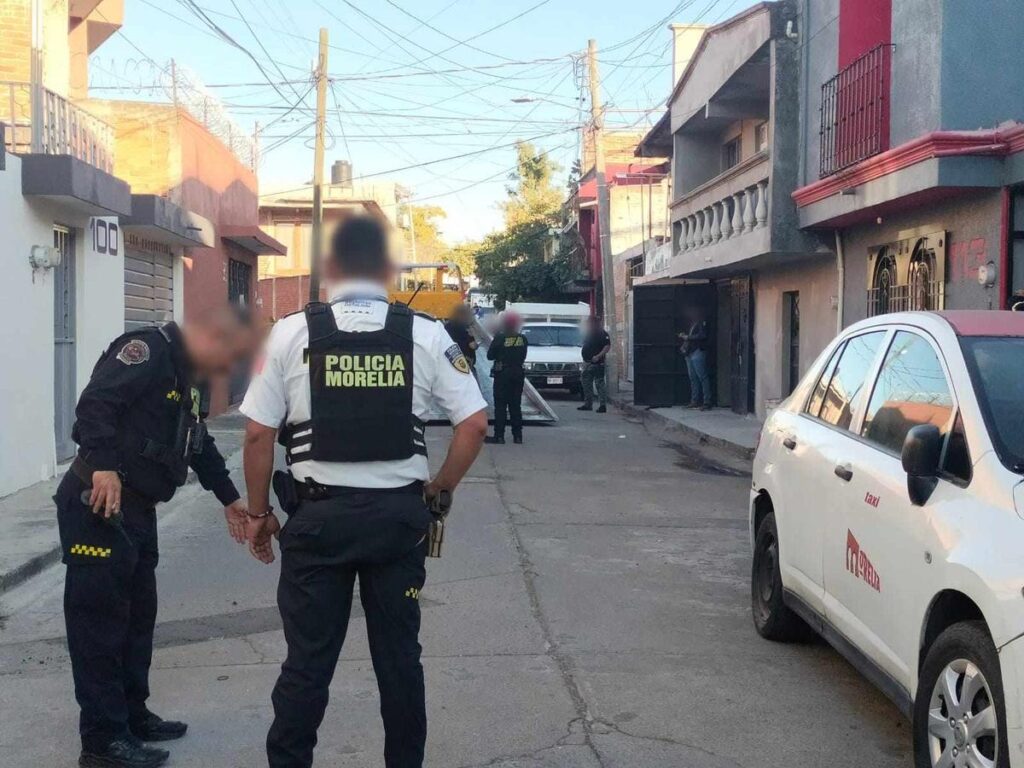 Encuentran a un hombre asesinado en domicilio de la Adolfo López Mateos de Morelia 1