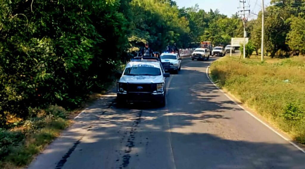 enfrentamientos en la periferia de Apatzingán delincuentes detenidos