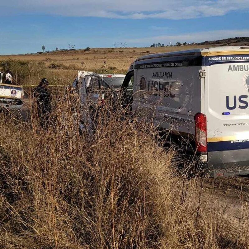 Encuentran a dos hombres ejecutados en cerro de Huiramba