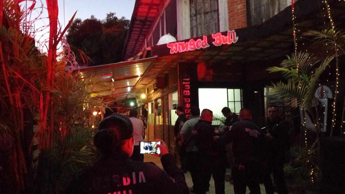 homicidio en el bar Winged Bull, de Uruapan