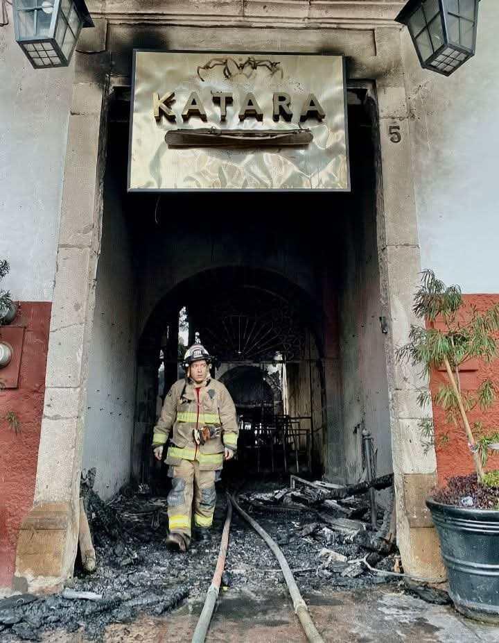 Incendio de bar Katara en Uruapan provocado 2