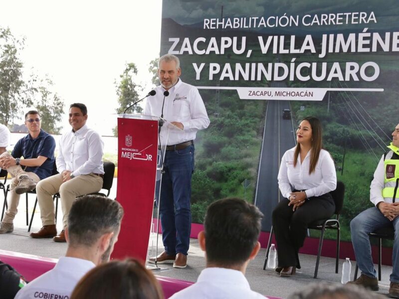 Invertidos casi 6 mil mdp en 22 proyectos carreteros multianuales de Michoacán: Bedolla