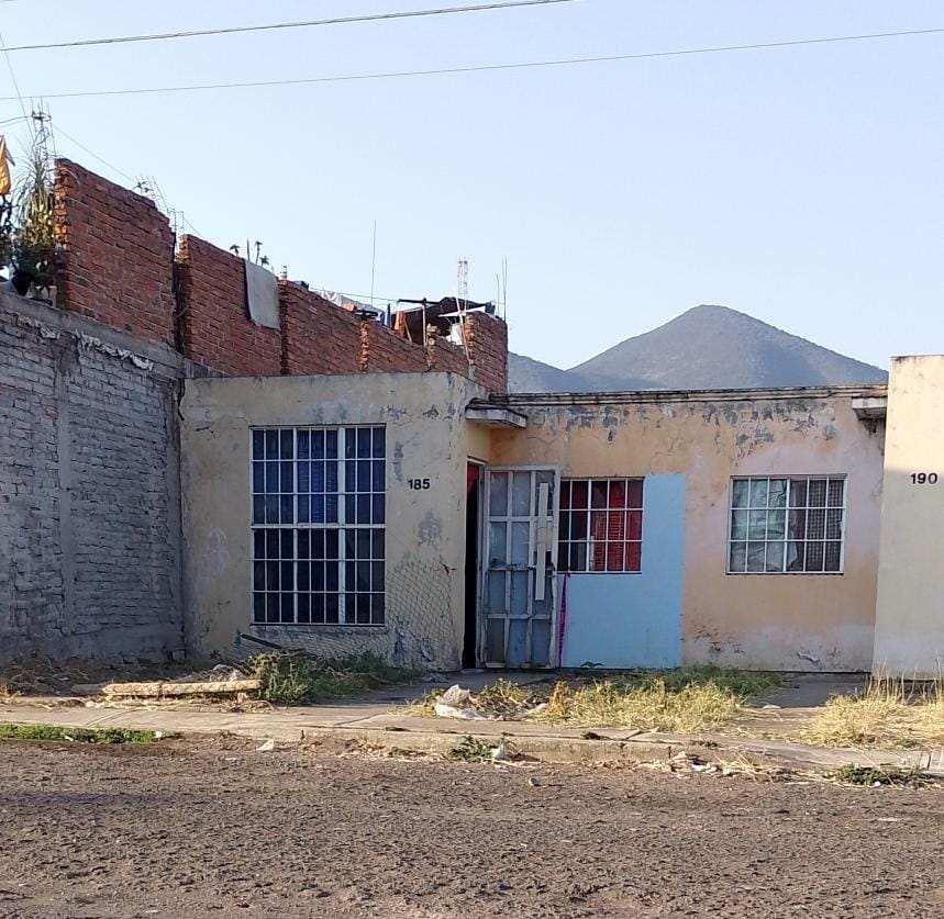 Matan a balazos a velador en vivienda de Lomas de Universidad, Jacona