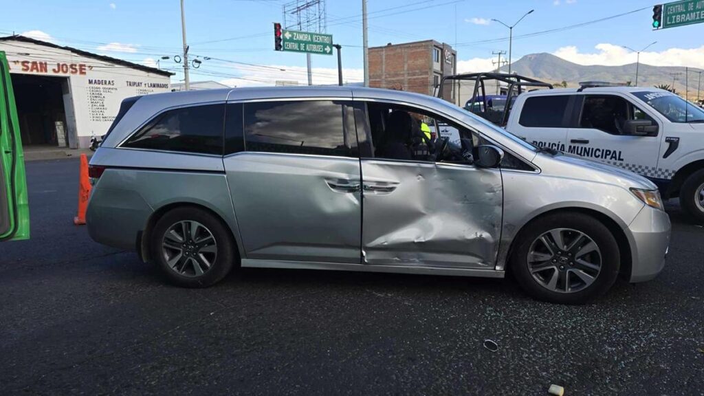 motociclista lesionado choque camioneta Zamora