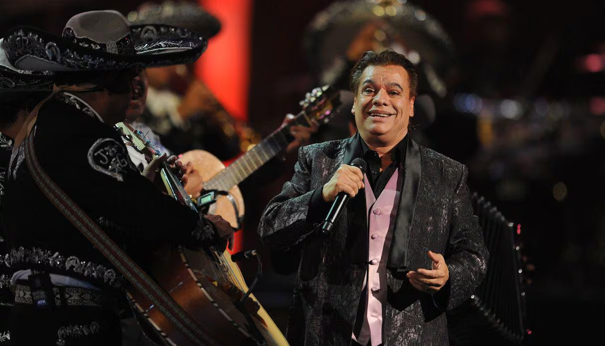 Netflix presenta nueva docuserie sobre Juan Gabriel: Un Vistazo íntimo al Divo de Juárez