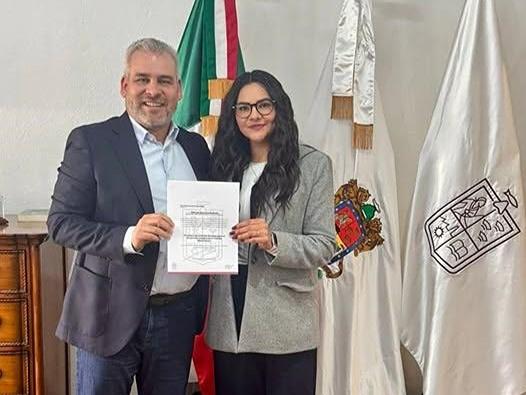 nueva directora DIF Michoacán Sofía Bautista