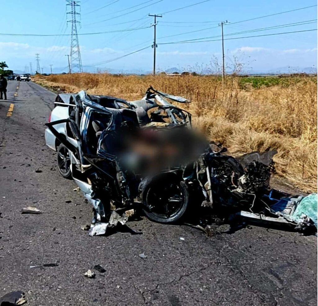 Pareja muere tras brutal accidente entre auto pipa, en Buenavista-1