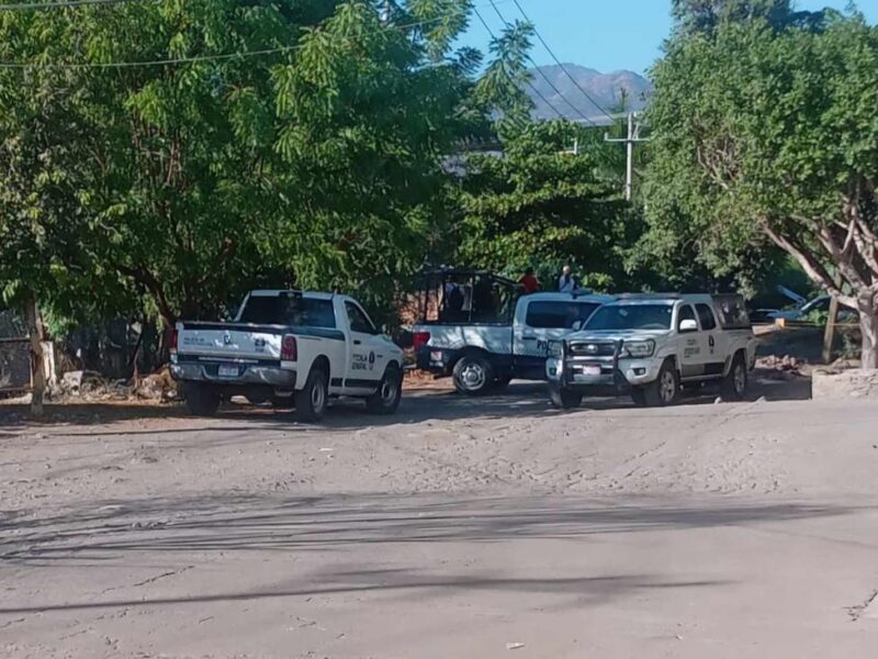 pierna cercenada debajo de puente en la colonia Morelos Apatzingán