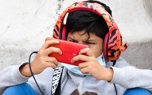 prohibición de móviles en escuelas 79 países que prohíben celular en escuelas