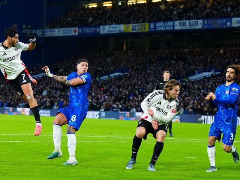 Raúl Jiménez superó a 'Chicharito' en marca de goles en Premier League