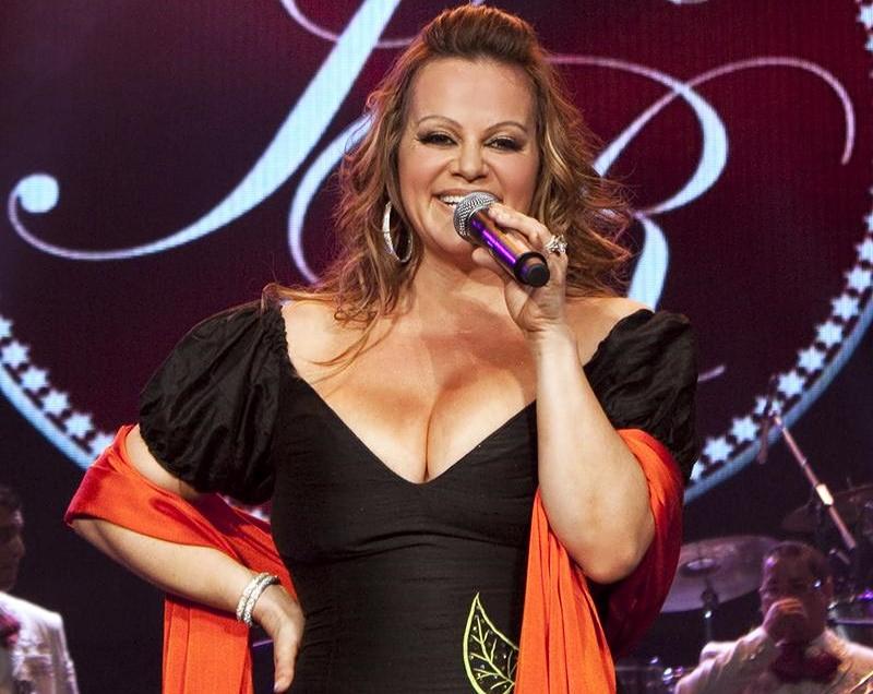 Rolling Stone incluye a disco La gran Señora de Jenni Rivera entre los mejores álbumes del siglo XXI