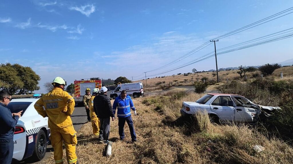 Se registra accidente de taxi en la Morelia-Pátzcuaro 1